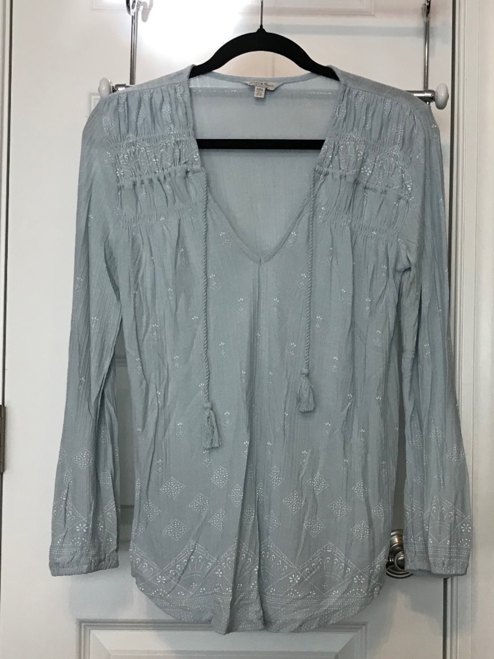 Lucky Brand powder blue long sleeve blouse with tassel tie & printed design (M)